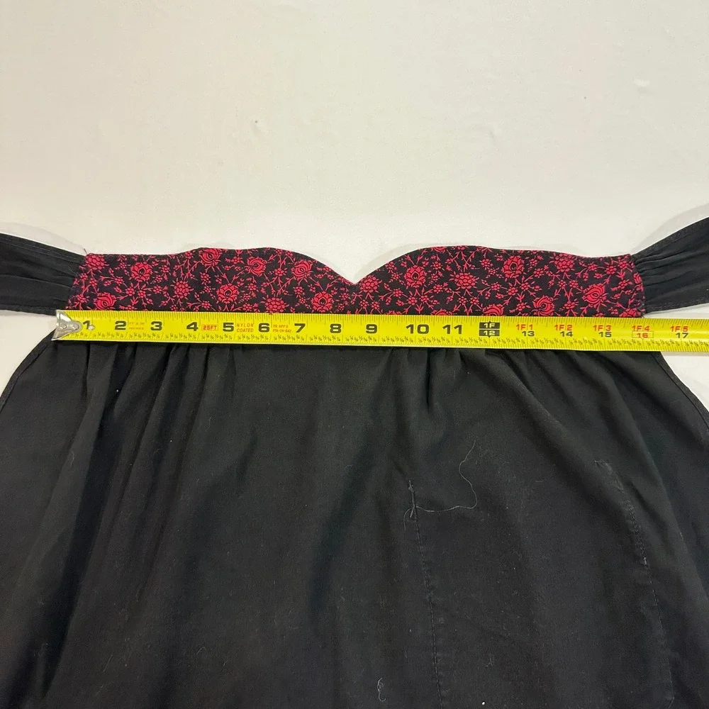 Vintage Handmade Half Apron Black Red Floral Scalloped Pocket Rockabilly Retro